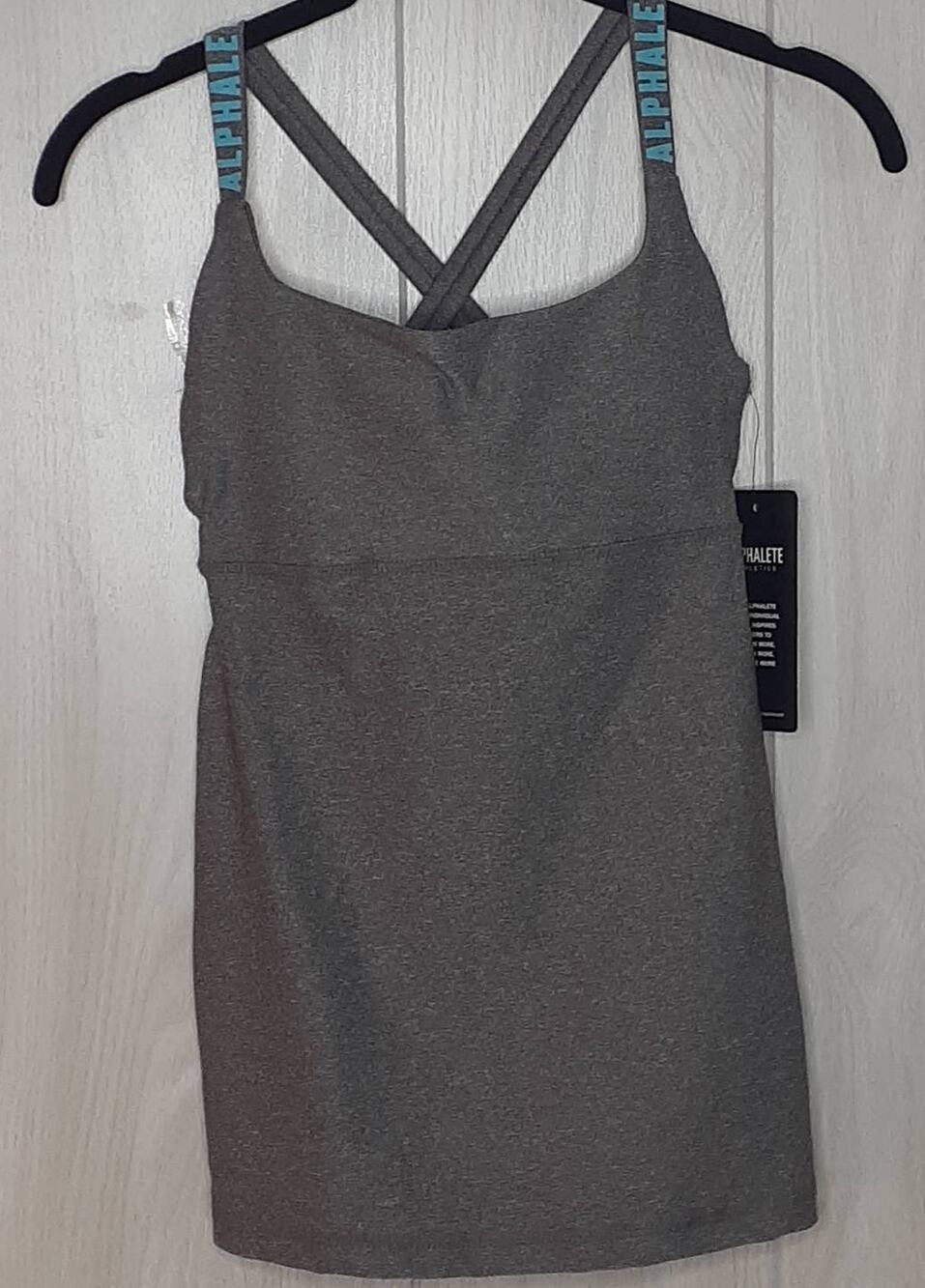 Ladies Alphalete Athletics Sport Top NWT Size Small